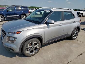  Salvage Hyundai VENUE
