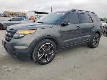  Salvage Ford Explorer