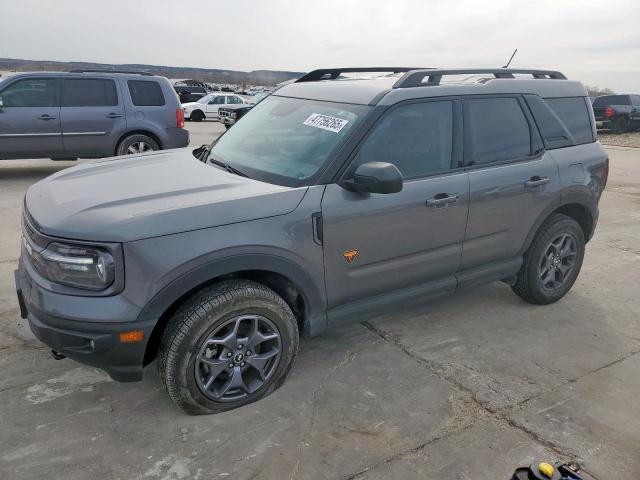  Salvage Ford Bronco