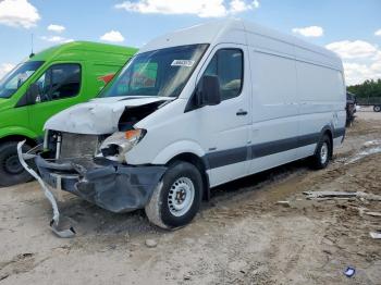  Salvage Mercedes-Benz Sprinter