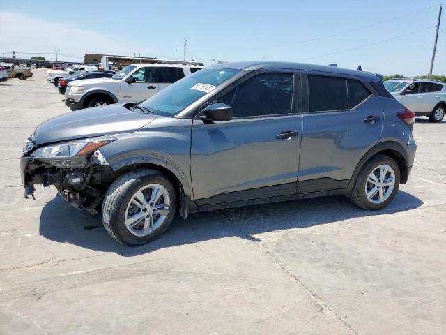  Salvage Nissan Kicks