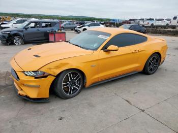  Salvage Ford Mustang
