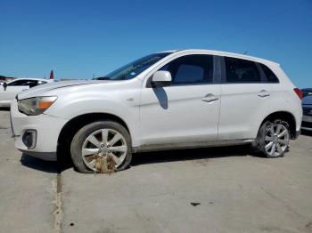  Salvage Mitsubishi Outlander