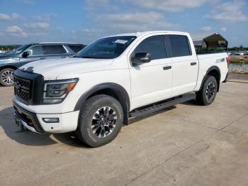 Salvage Nissan Titan