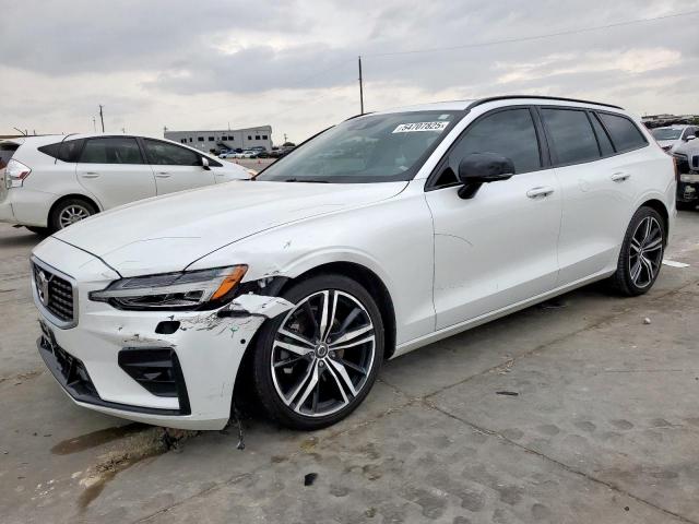  Salvage Volvo V60