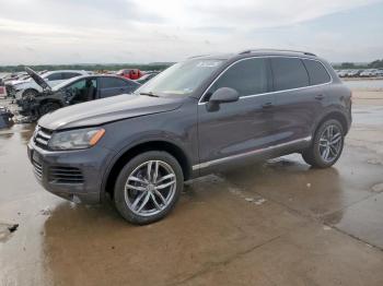  Salvage Volkswagen Touareg