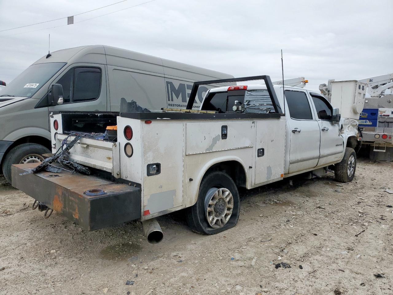 GMC Sierra K3500 Slt Image 6