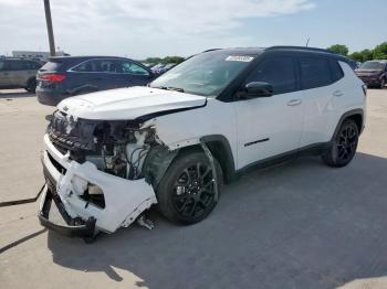  Salvage Jeep Compass