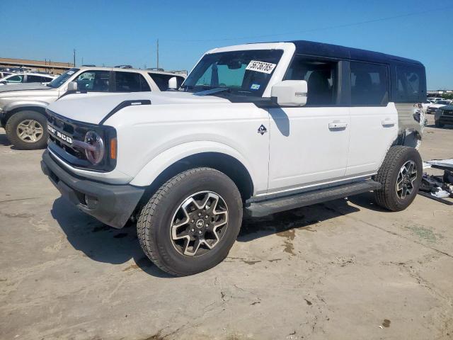  Salvage Ford Bronco
