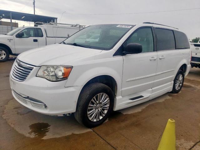  Salvage Chrysler Minivan