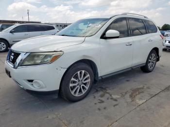  Salvage Nissan Pathfinder