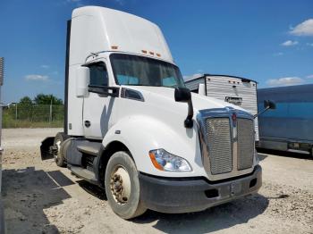  Salvage Kenworth T680