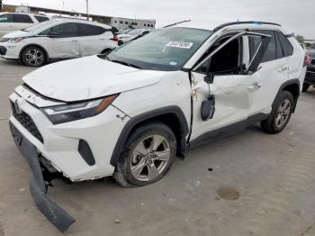  Salvage Toyota RAV4