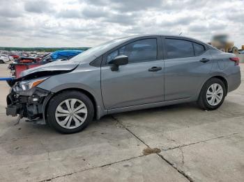  Salvage Nissan Versa