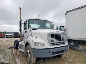  Salvage Freightliner M2