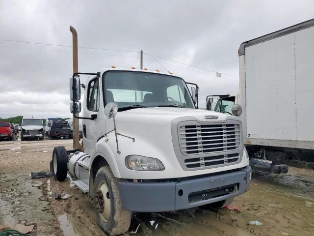  Salvage Freightliner M2