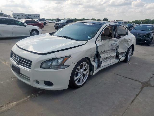  Salvage Nissan Maxima