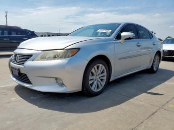  Salvage Lexus Es