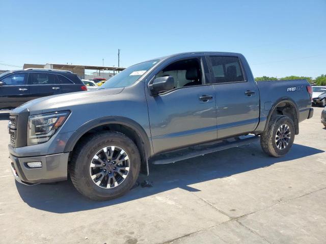  Salvage Nissan Titan