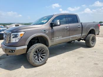  Salvage Nissan Titan