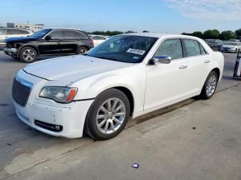  Salvage Chrysler 300