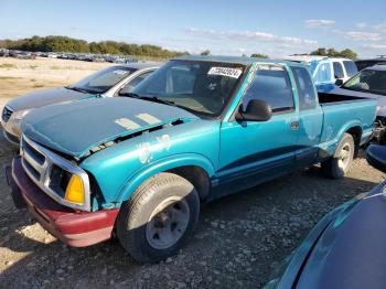 Salvage Chevrolet S-10