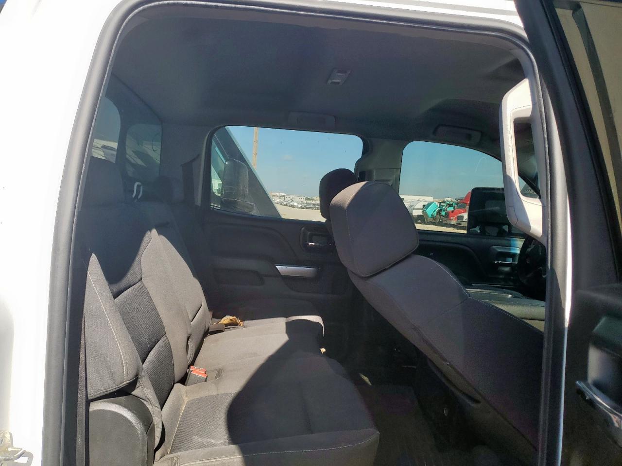 Chevrolet Silverado C3500 Lt Image 10