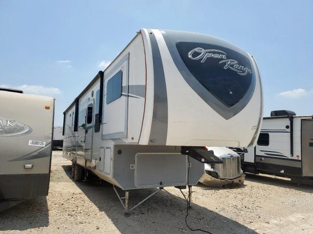  Salvage Openrange 5th Wheel