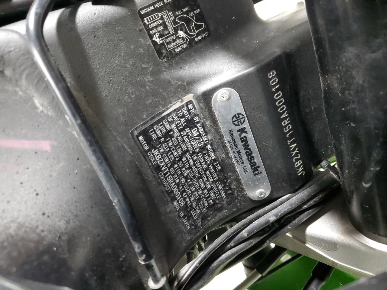 Kawasaki Zx1002 T T Image 9