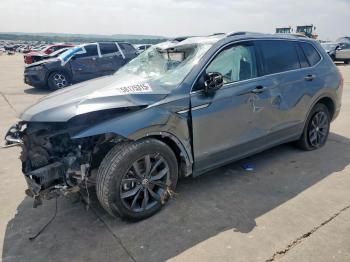 Salvage Volkswagen Tiguan