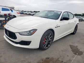  Salvage Maserati Ghibli Bas