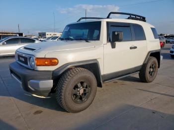  Salvage Toyota FJ Cruiser