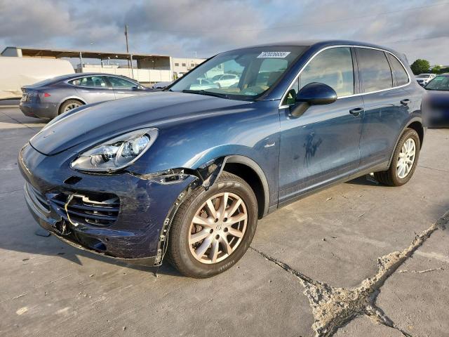  Salvage Porsche Cayenne