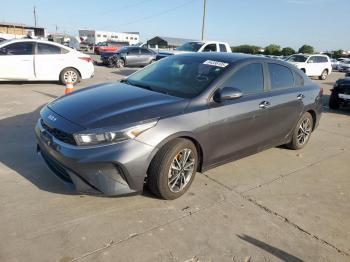  Salvage Kia Forte