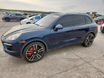  Salvage Porsche Cayenne