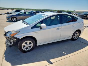  Salvage Toyota Prius