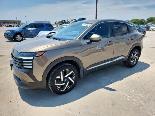 Salvage Nissan Kicks