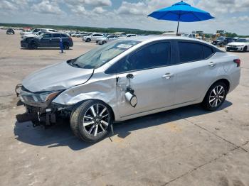  Salvage Nissan Versa
