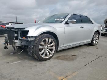  Salvage Chrysler 300