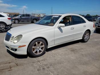  Salvage Mercedes-Benz 300-Class