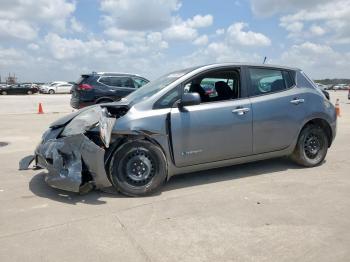  Salvage Nissan LEAF