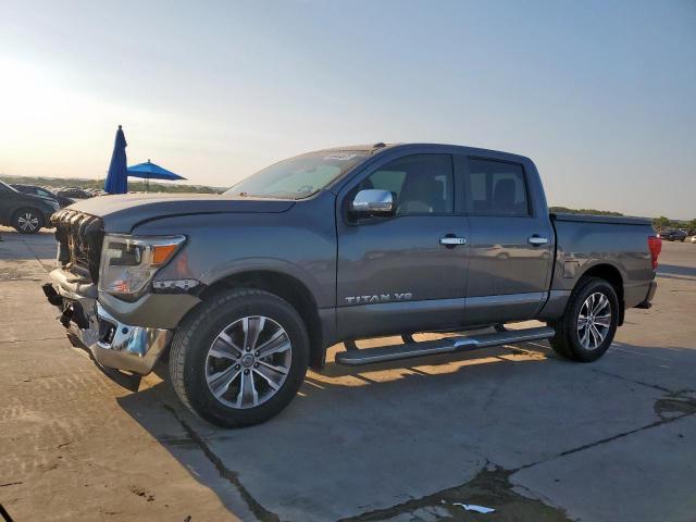  Salvage Nissan Titan