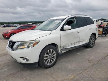  Salvage Nissan Pathfinder