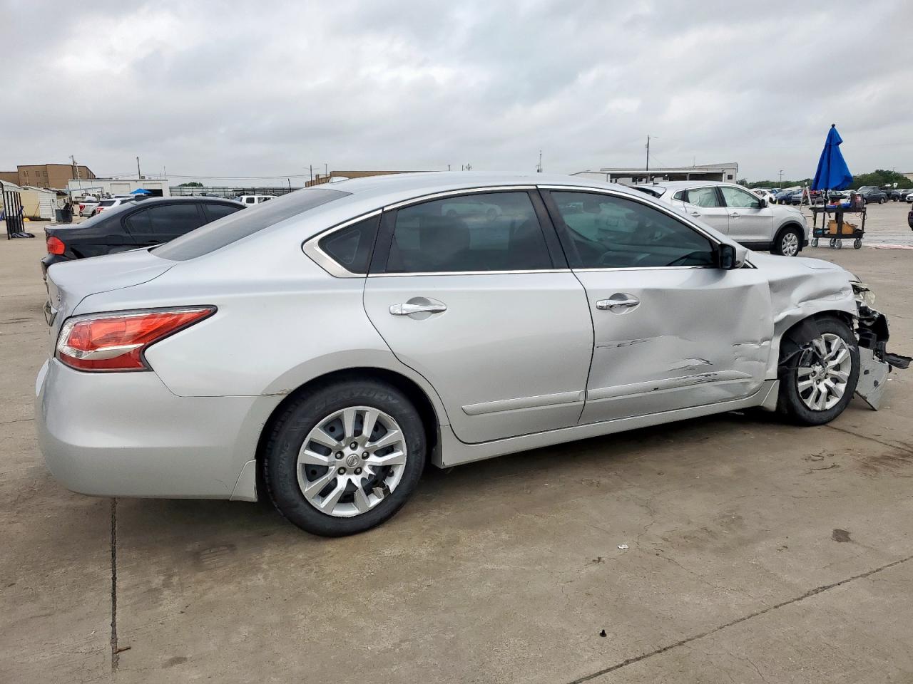 Nissan Altima 2.5 Image 10