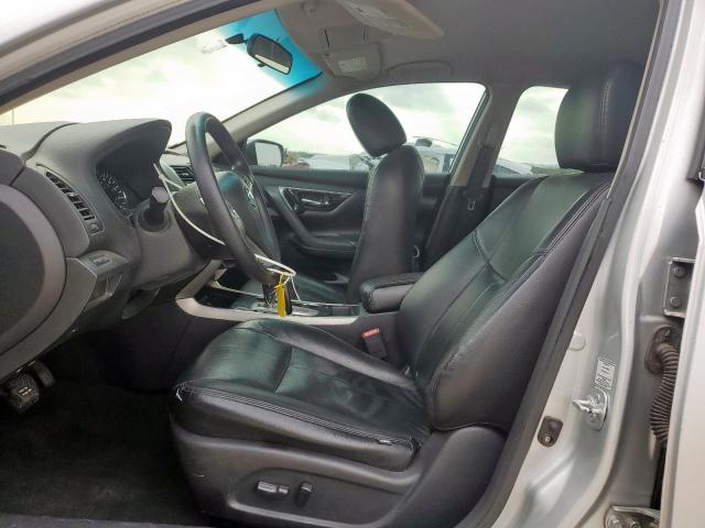 Nissan Altima 2.5 Image 4