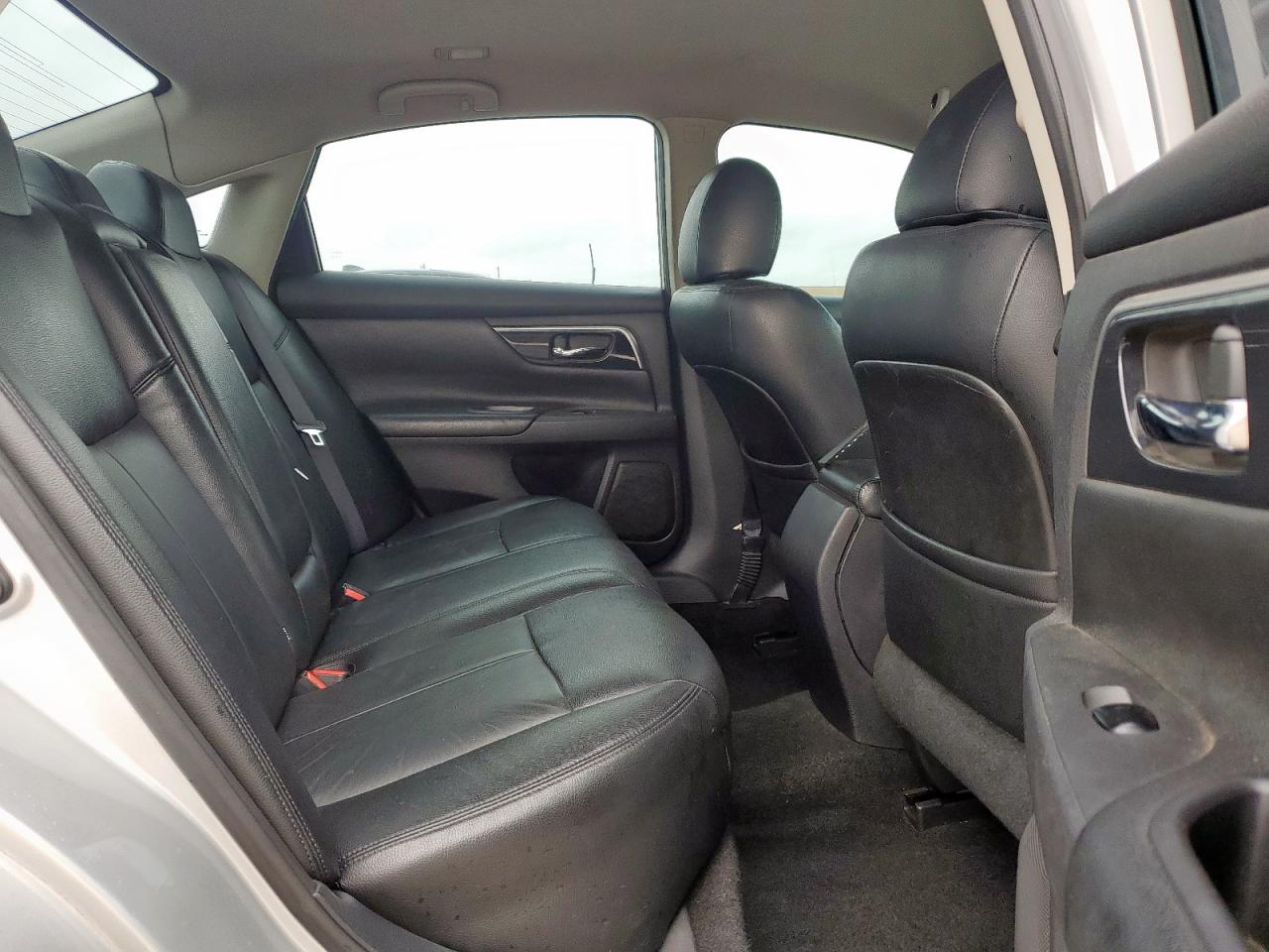 Nissan Altima 2.5 Image 12