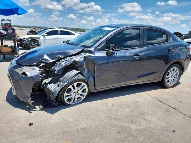  Salvage Toyota Yaris