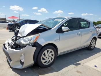  Salvage Toyota Prius