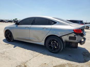  Salvage Chrysler 200