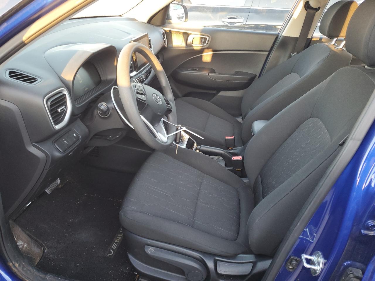 Hyundai VENUE Se Image 8